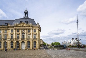 Fontaine des Trois Graces, Place de la Bourse, Bordeaux, Gironde, Nouvelle-Aquitaine, France
