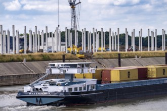 Construction of a new logistics hall on the Mercatroinsel, Hall 2, next to an existing hall, approx