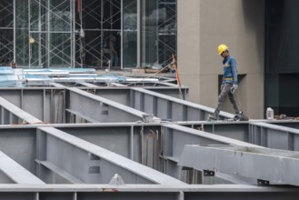 Iron girder construction worker, Bangkok, Thailand