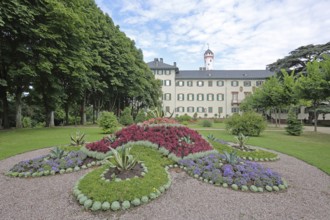 Flower bed in the castle park, garden art, White Tower, castle, Bad Homburg, Taunus, Hesse, Germany
