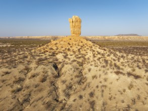 The Vingerklip (rock finger) and the Ugab Valley Terraces are surrounded by thornbush and mopane