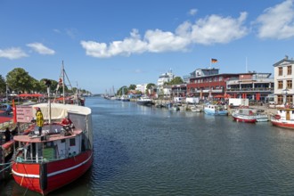 Boats, Der alte Strom, Warnemünde, Rostock, Mecklenburg-Vorpommern, Germany