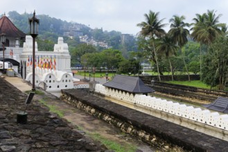 Temple of the sacred Tooth Relic or Sri Dalada Maligawa, Octagonal tower, Kandy, Sri Lanka