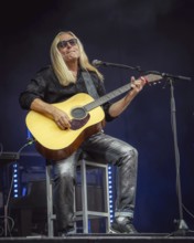 Uwe Hassbecker (Silly) live at the Berliner Rundfunk 91.4 Open Air in the Berlin Parkbühne