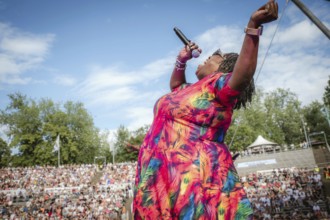 Dynelle Rhodes (Armstead), singer of the Weather Girls at the Berliner Rundfunk 91.4 Open Air in