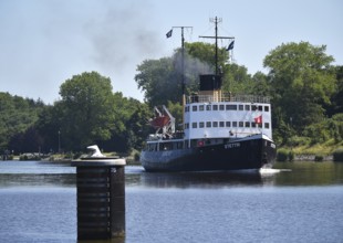 Oldtimer steam, icebreaker STETTIN travelling through the Kiel Canal, Kiel Canal, NOK,