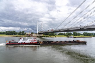 Rhine bridge Duisburg-Neuenkamp, the A40 motorway, start of construction of the second bridge,
