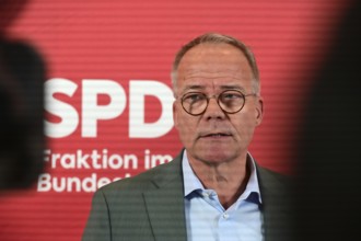 Matthias Miersch, Chairman of the SPD parliamentary group, at the press statement in front of the