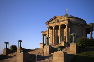 Funerary chapel with inscription DIE LIEBE HÖRET NIMMER AUF on the Württemberg, burial place for