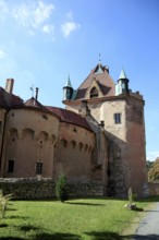 Kuckuckstein Castle in Liebstadt is situated on a rocky outcrop above the Seidewitz river valley on