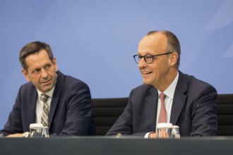 Olaf Lies (SPD, Minister President of Lower Saxony) and Federal Chancellor Merz (CDU, Federal