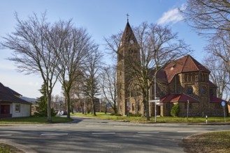 Church Oberlübbe, Evangelical-Lutheran parish Oberlübbe-Rothenuffeln, residential building, bare