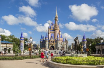 Partners statue in front of Cinderella's Castle at the end of Main Street in the Magic Kingdom at
