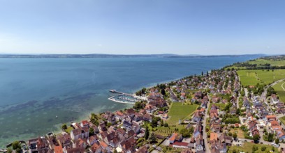 Luftbild, Panorama von der Bodenseegemeinde Hagnau, Winzerdorf und beliebter Ferienort am Bodensee,