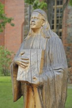 Monument from 1911 to hymn poet Paul Gerhardt and book with songbook and inscription to the song :