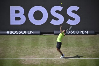 Alexander Zverev GER, action, serve, logo, tennis, ATP 250, BOSS Open 2025, Stuttgart,