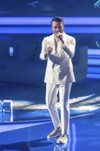 Giovanni Zarella with the song Universo at the Beatrice Egli Show in Studio Berlin Adlershof on 08