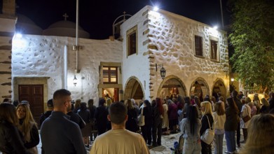 Church of Agios Ioannis Prodromos, Maundy Thursday, Megali Pempti, worshippers, people gather at