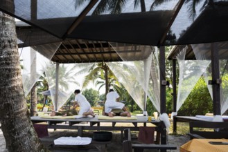 Massage on the beach, Khlong Chao Beach, Koh Kood, Koh Kut, Gulf of Thailand, Thailand