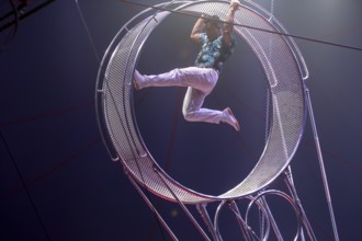 Performance by Circus Barelli in Mannheim***Picture: Jackson and Julio - US Death Wheel 2025