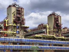 University Hospital RWTH Aachen, technical modernity, visible building technology on reinforced