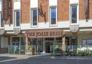 The Jolie Brise Wetherspoon pub, Teignmouth, south Devon, England, UK