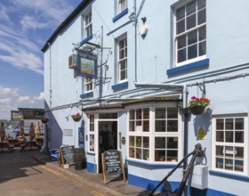 Historic building of the Ship Inn, Teignmouth, south Devon, England, UK