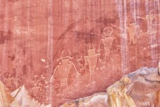 Fremont Indian petroglyphs, Capitol Reef National Park, Utah, USA, North America