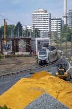 Reconstruction, extension of the Emmerich-Oberhausen railway line, three tracks, including 47 new