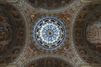 Ceiling dome with chandelier in the Archbishop's Residence of the National Yuri Fedkowych