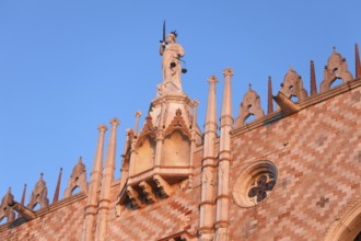 Doge's Palace, symbolic representation of jurisprudence, Justitia-Venetia with sword and scale, San