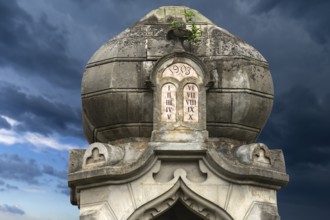 Tombstone from 1903 at the Jewish Cemetery, since 1866, Czernowicz, Bukovina, Ukraine