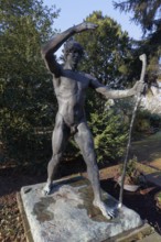 Young man with walking stick, bronze sculpture by Paul Landowski, Gravstätte Preis, Nordfriedhof