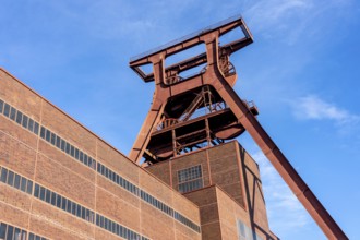 Zollverein colliery, Doppelbock conveyor scaffolding of shaft 12, Wipperhalle, UNESCO World