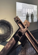 Construction of the Wall as a presentation in the House of History with original material and