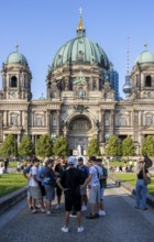 Young tourists in the Berlin Pleasure Garden, Berlin Cathedral, Berlin, Germany