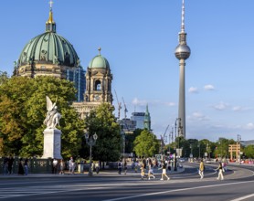 Unter den Linden, view from Schlossbrücke to Lustgarten and Berlin Cathedral, Germany