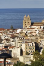 City view of Cefalù in winter, view over the rooftops of Santissimo Salvatore Cathedral, UNESCO