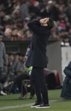 Coach Gerardo Seoane BSC Young Boys Bern on the sidelines disappointed gesture soccer, UEFA EUROPA