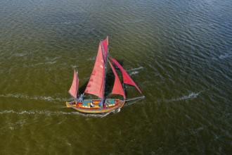 Zeesenboot, Zeesboot, Zeeskahn, traditional wooden wide-hulled sailing boat, Haffboot in