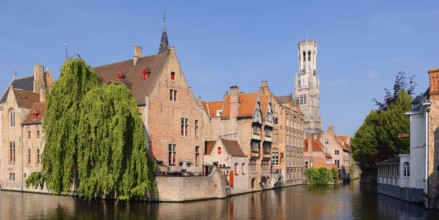 Belfry and houses on the canal, Rozenhoedkaai, Bruges, West Flanders, Flanders, Belgium