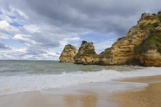 Beach and rocky coast, Praia do Camilo, Lagos, Algarve, Portugal