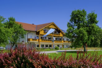 Haus Klosterblick, Pension, am Seeoner See, Seeon, Chiemgau, Upper Bavaria, Bavaria, Germany