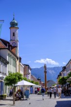 Obermarkt, Fußgängerzone, Marktstraße, mit Kirche Maria Hilf, Murnau, Upper Bavaria, Bavaria,