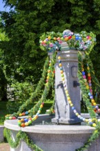 Osterbrunnen, Halfing, Chiemgau, Upper Bavaria, Bavaria, Germany