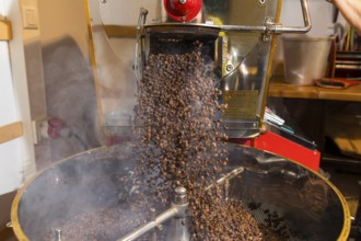 Coffee is roasted by hand in a small drum roasting machine with a lot of experience, where the