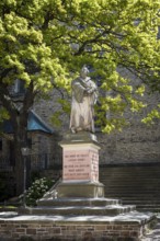 Martin Luther Memorial in front of St. Anne's Church in Annaberg, Annaberg-Buchholz, Ore Mountains,