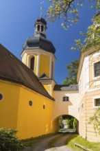 Church and country castle are connected, Zuschendorf, Pirna, Saxony, Germany