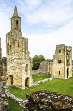 Ruins of Warkworth Castle, River Coquet, Warkworth, Northumberland, England, UK
