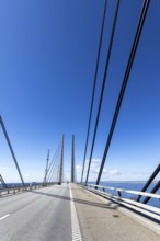 Roadway on the Öresund Bridge, Øresundsbrön, world's longest cable car bridge, connecting